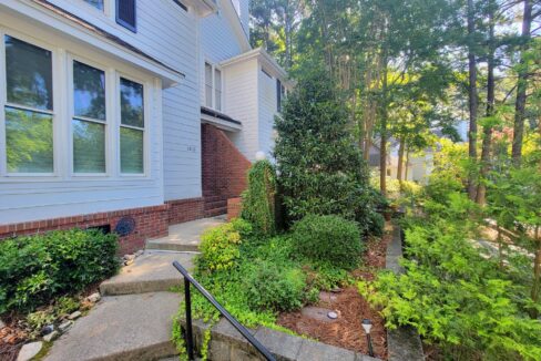 3813-Carnegie-Ln-Raleigh-NC-27612-20