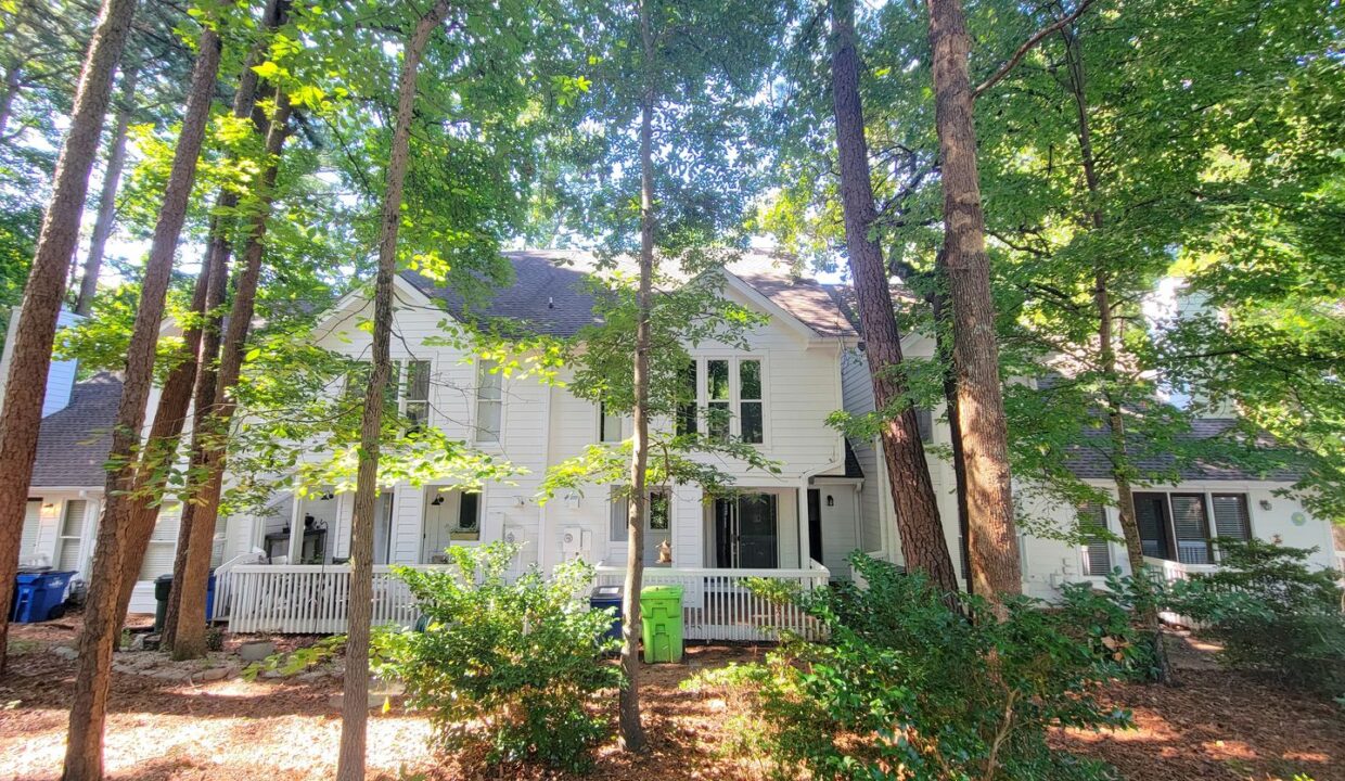 3813-Carnegie-Ln-Raleigh-NC-27612-23