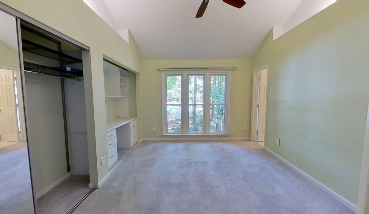 3813-Carnegie-Ln-Raleigh-NC-27612-29