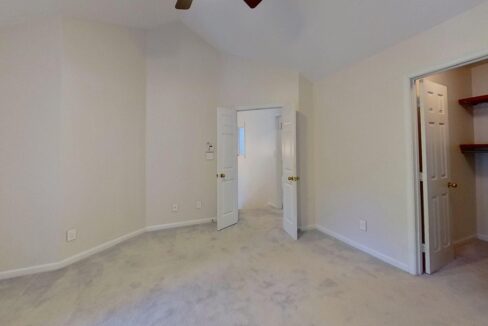 3813-Carnegie-Ln-Raleigh-NC-27612-31