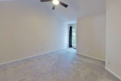 3813-Carnegie-Ln-Raleigh-NC-27612-35