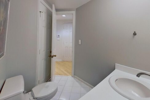 3813-Carnegie-Ln-Raleigh-NC-27612-36
