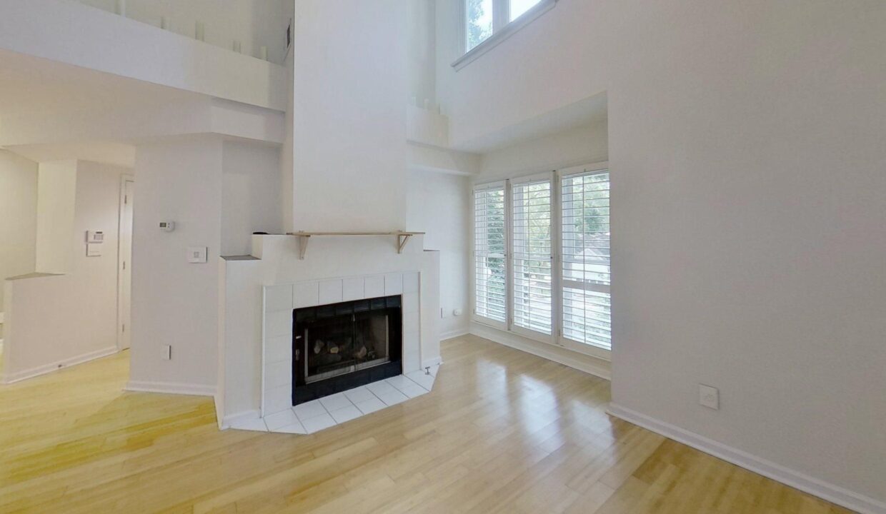 3813-Carnegie-Ln-Raleigh-NC-27612-8