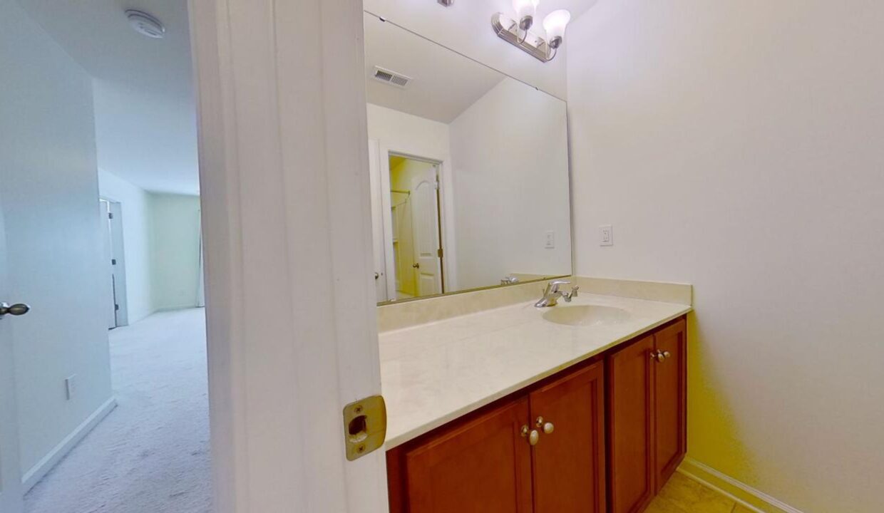 4013-Canterwood-Dr-Greensboro-NC-27410-16