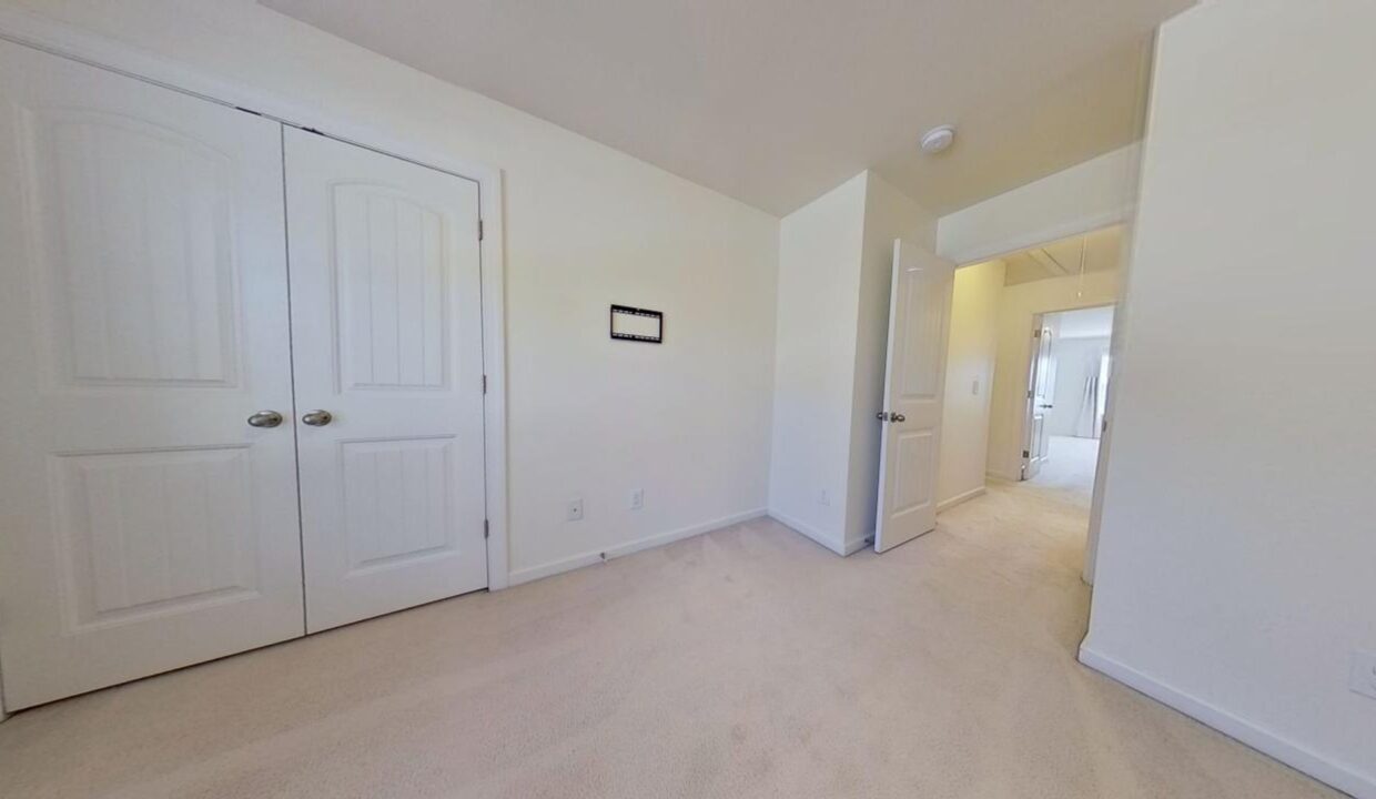 4013-Canterwood-Dr-Greensboro-NC-27410-21