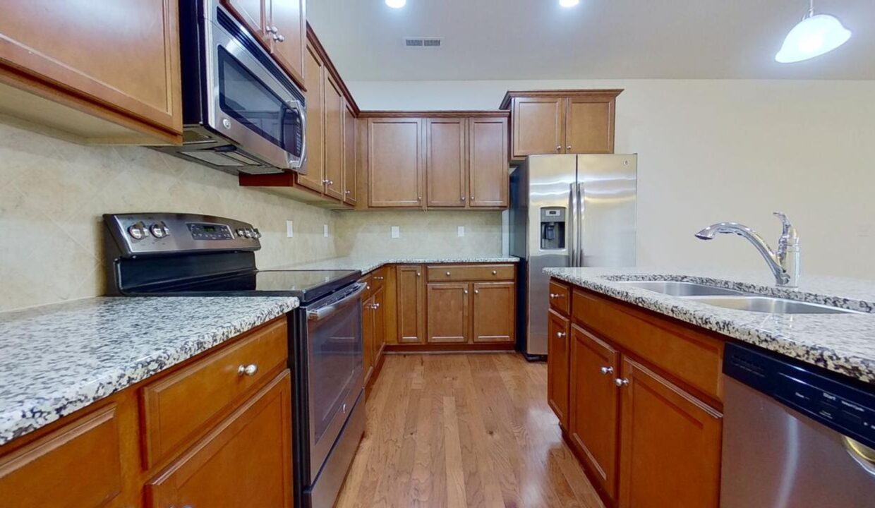 4013-Canterwood-Dr-Greensboro-NC-27410-26