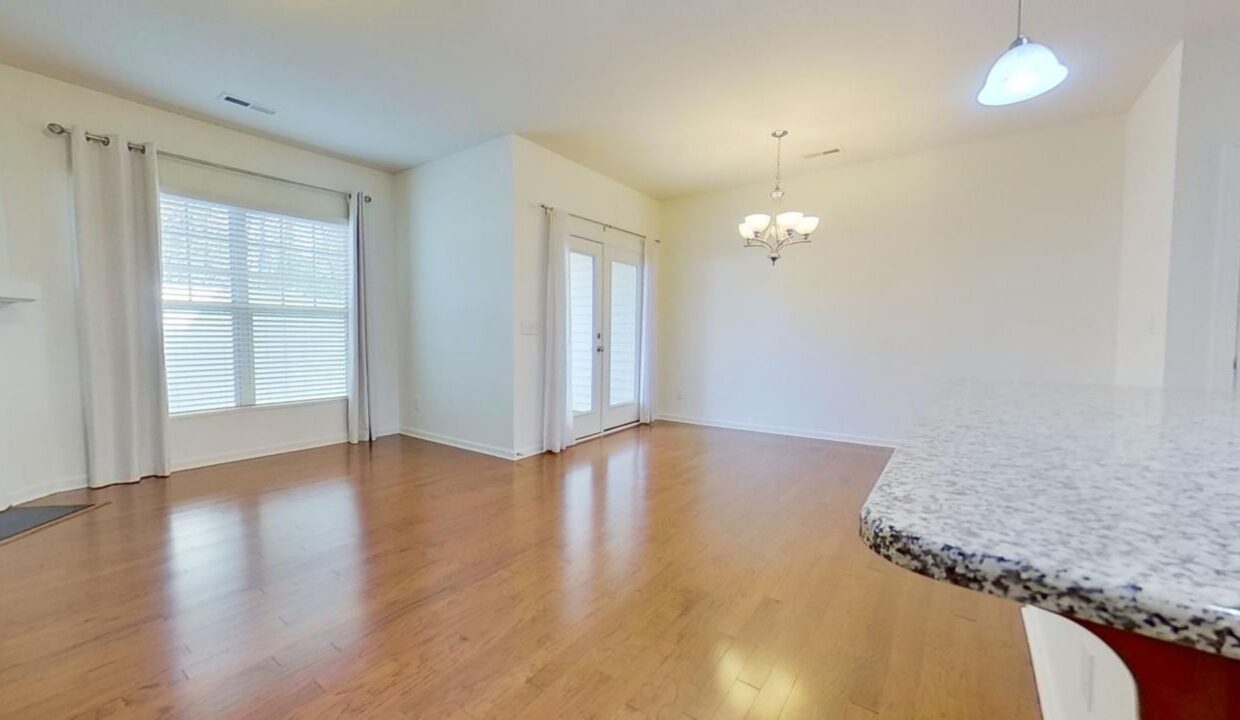 4013-Canterwood-Dr-Greensboro-NC-27410-31
