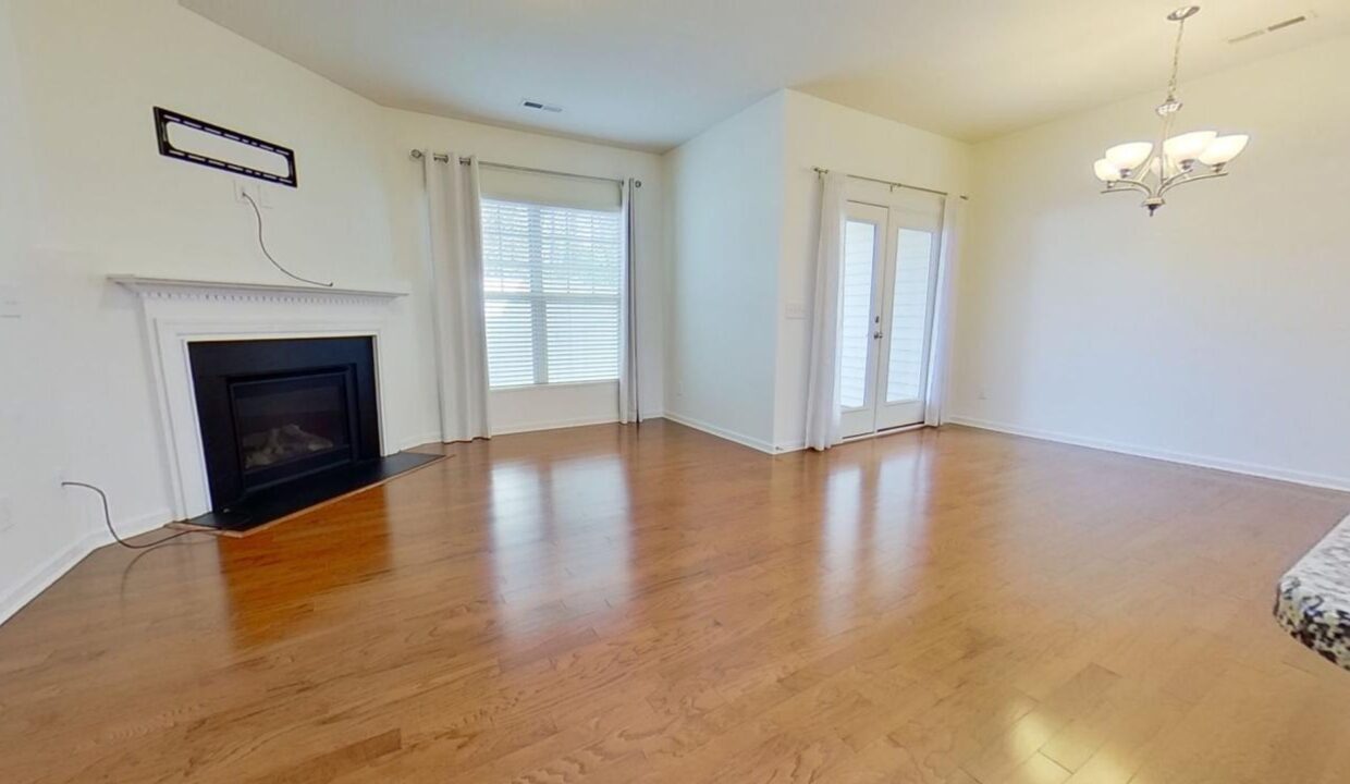 4013-Canterwood-Dr-Greensboro-NC-27410-32