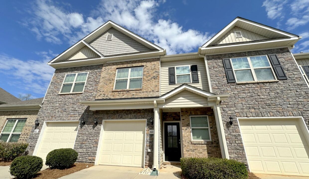 4013-Canterwood-Dr-Greensboro-NC-27410-33