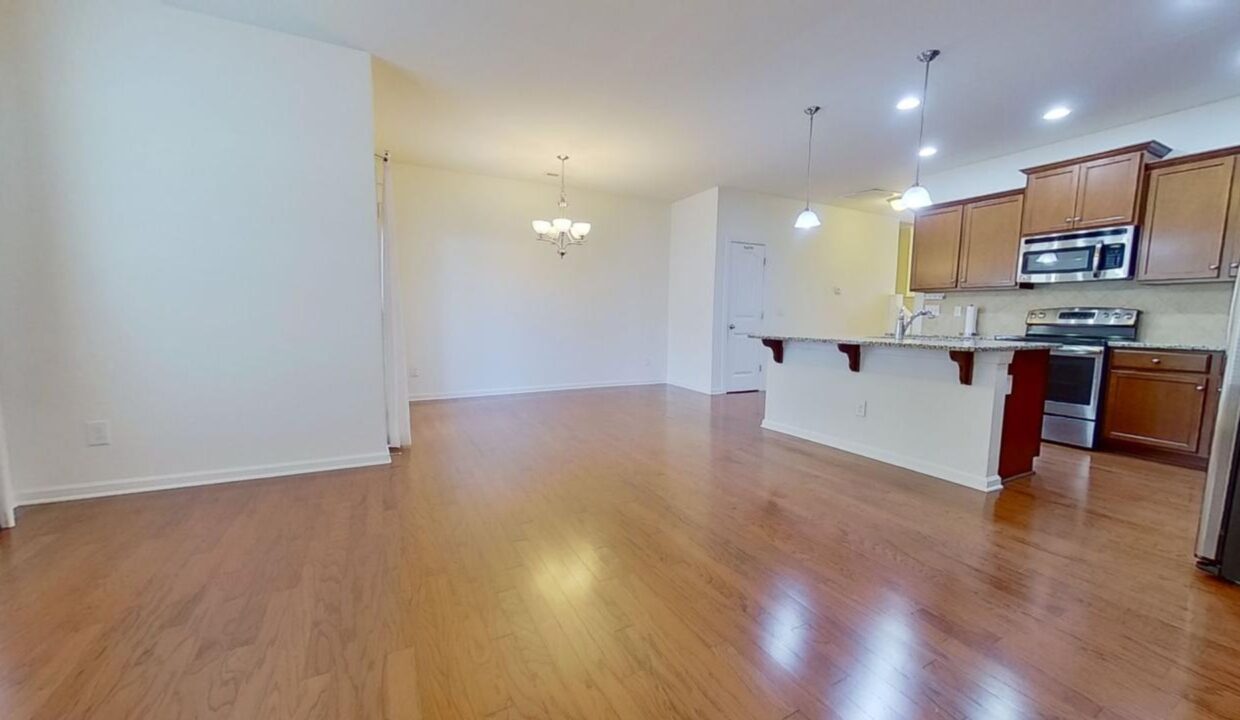 4013-Canterwood-Dr-Greensboro-NC-27410-35