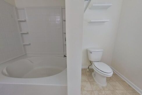4013-Canterwood-Dr-Greensboro-NC-27410-45