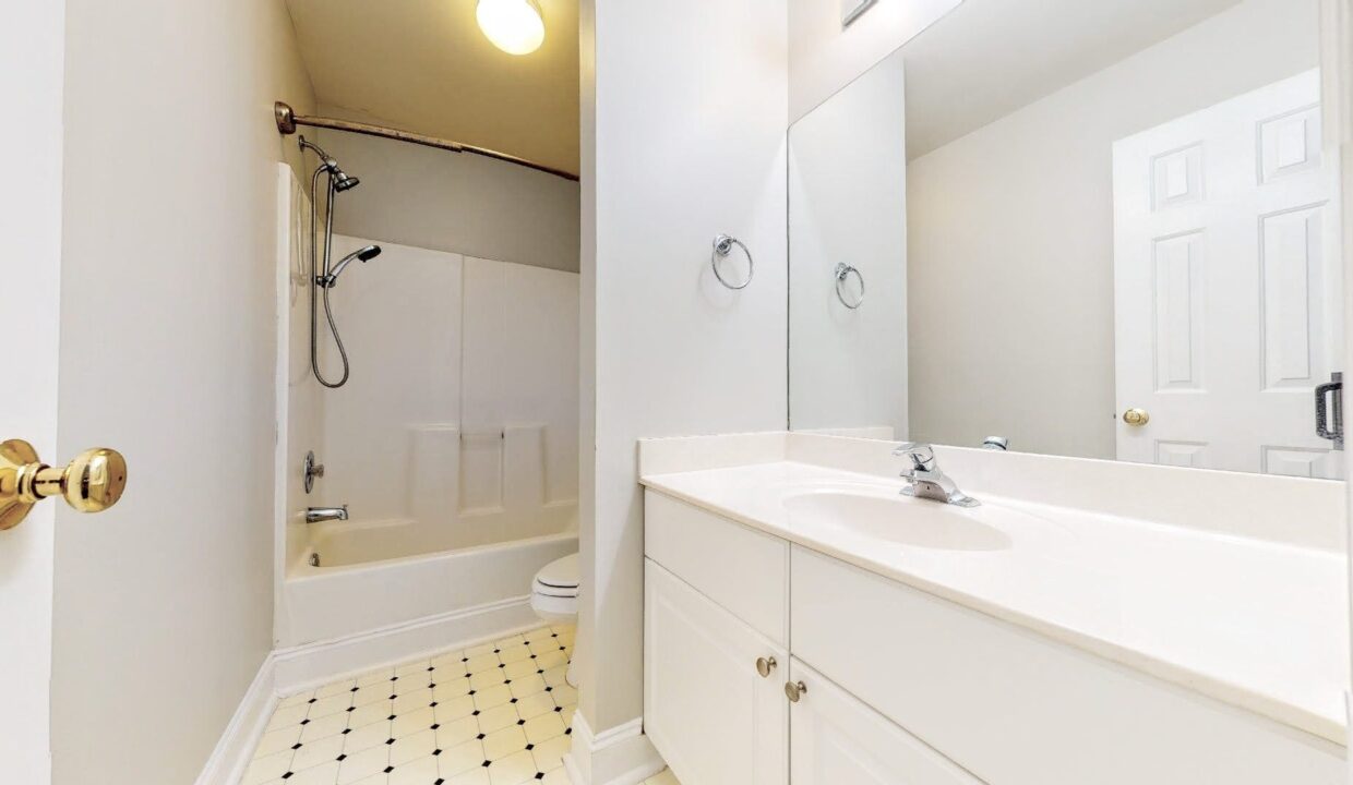 4221-Standing-Rock-Way-Raleigh-NC-27604-17