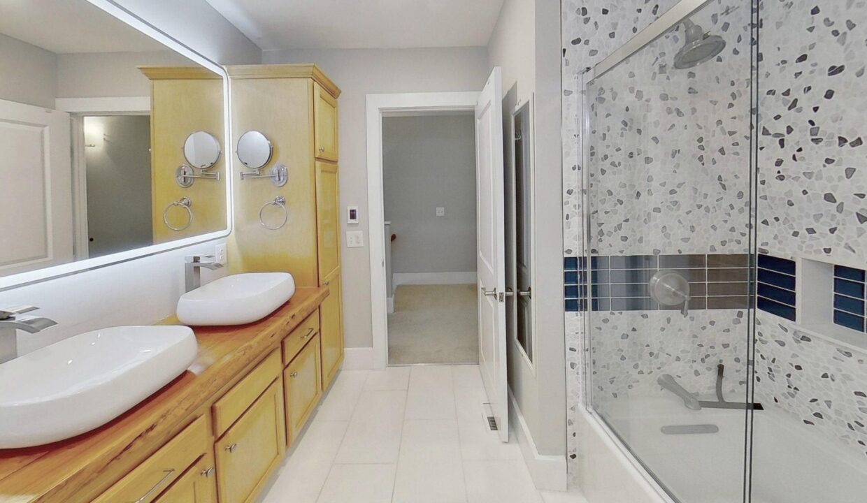 444-South-Blount-St-106-Raleigh-NC-27601-35