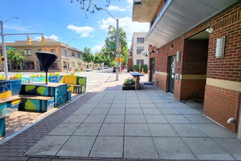 444-South-Blount-St-17