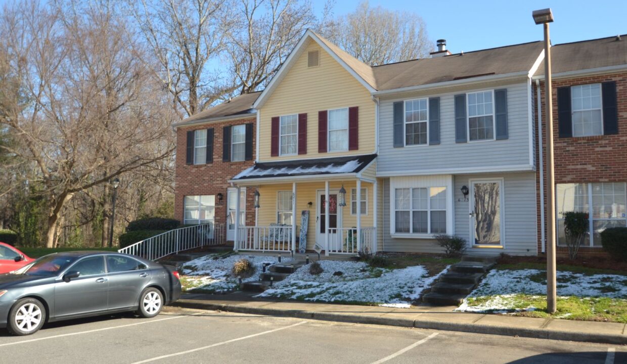 6209-Windsor-Gate-Ln-Charlotte-NC-28215-7