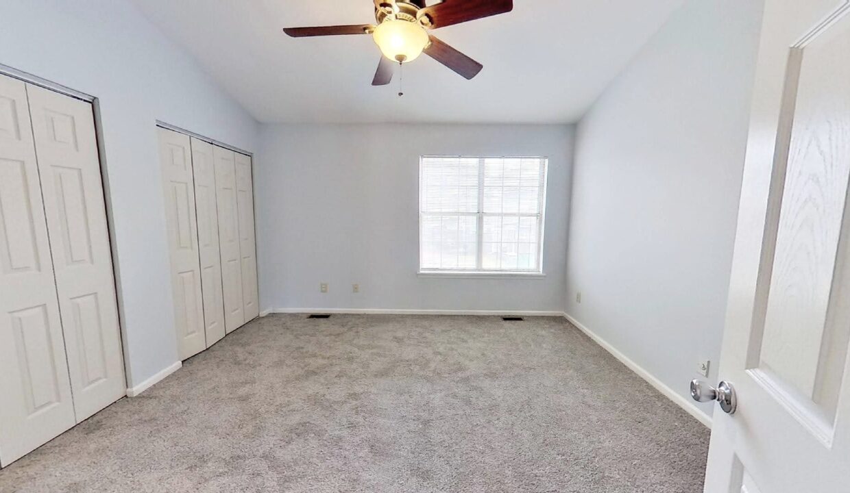 6209-Windsor-Gate-Ln-Charlotte-NC-28215-8