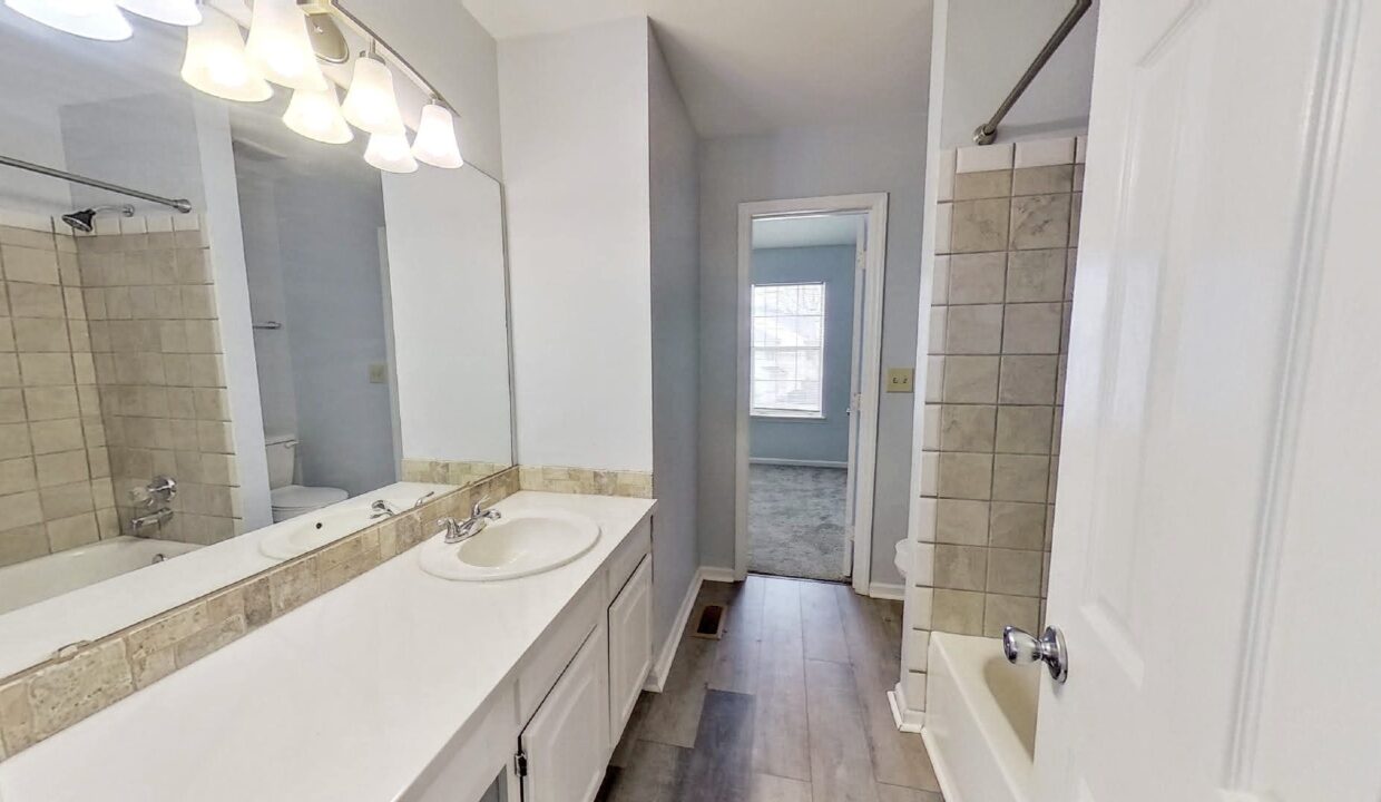 6209-Windsor-Gate-Ln-Charlotte-NC-28215-9