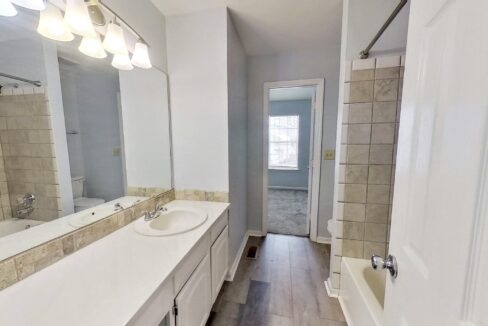 6209-Windsor-Gate-Ln-Charlotte-NC-28215-9
