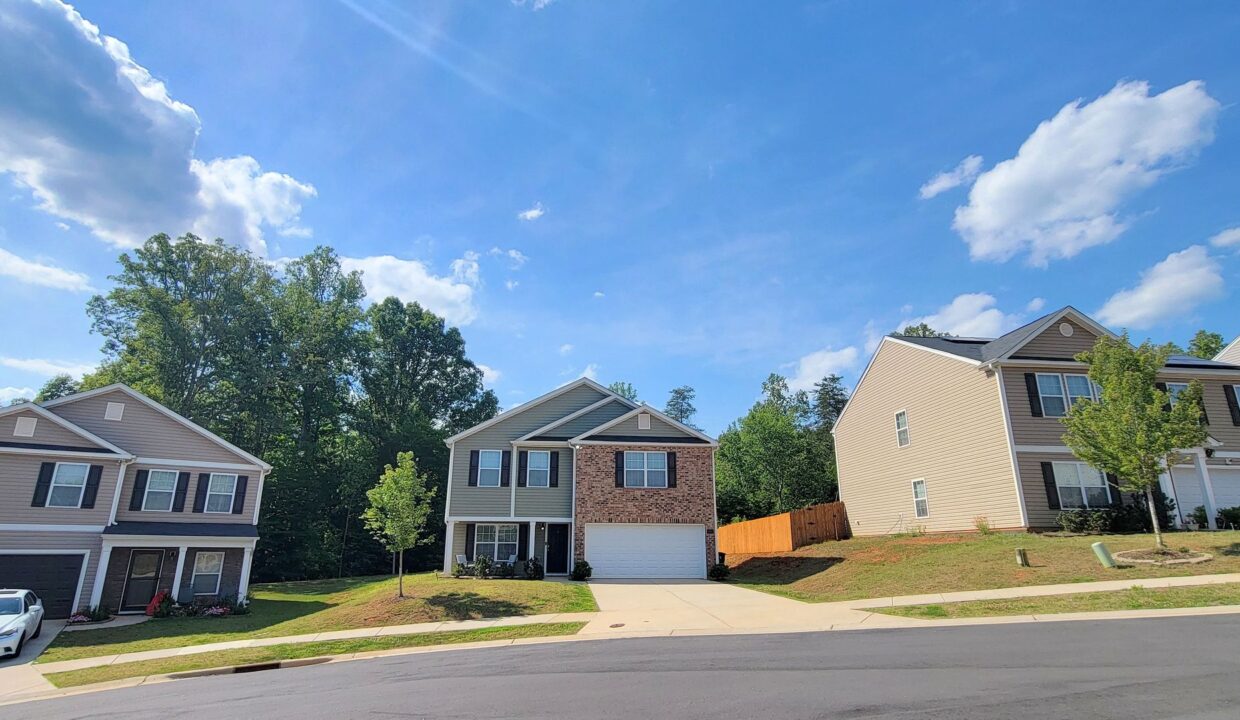 6801-Capstone-Ct-Rural-Hall-NC-27045-10