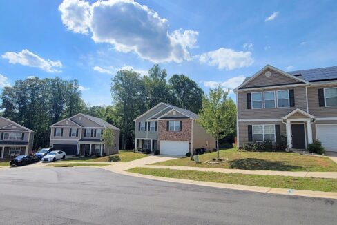 6801-Capstone-Ct-Rural-Hall-NC-27045-11