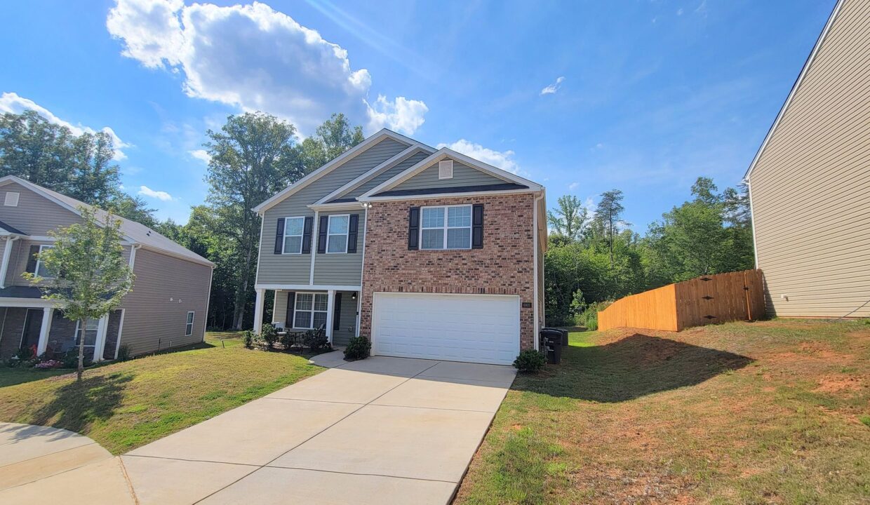 6801-Capstone-Ct-Rural-Hall-NC-27045-28