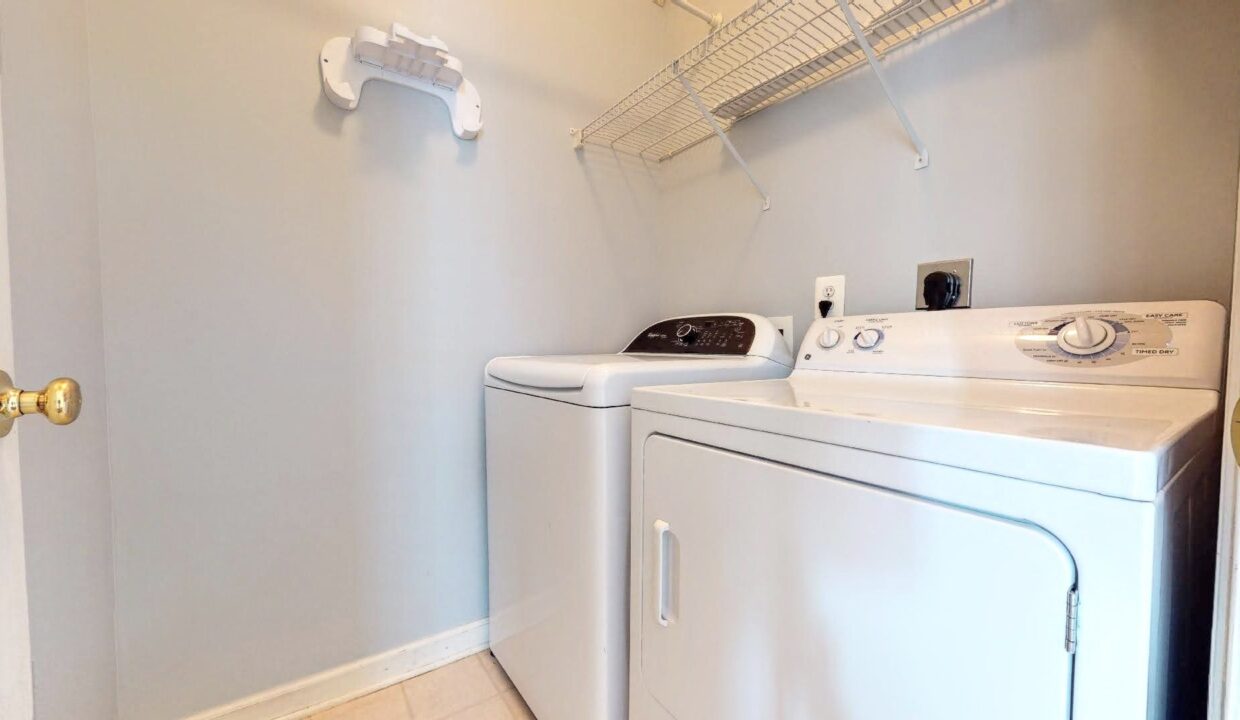 10831-Laurnet-Pl-Raleigh-NC-27614-12