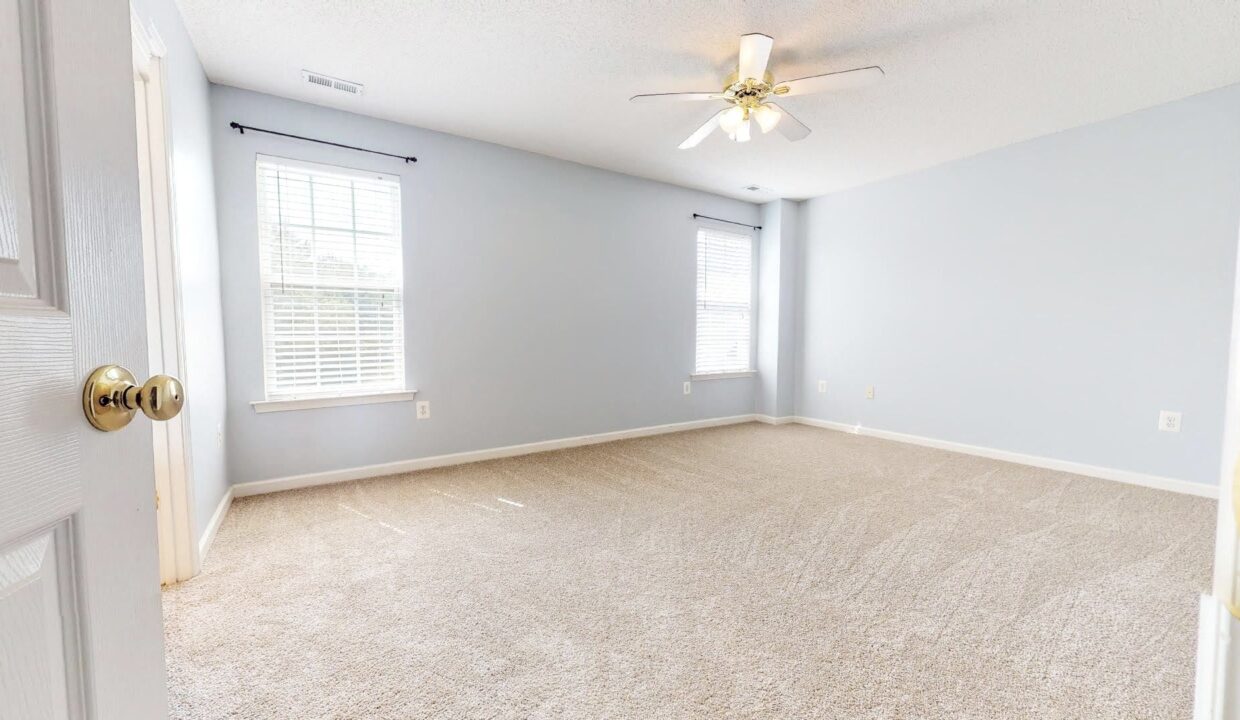 10831-Laurnet-Pl-Raleigh-NC-27614-13