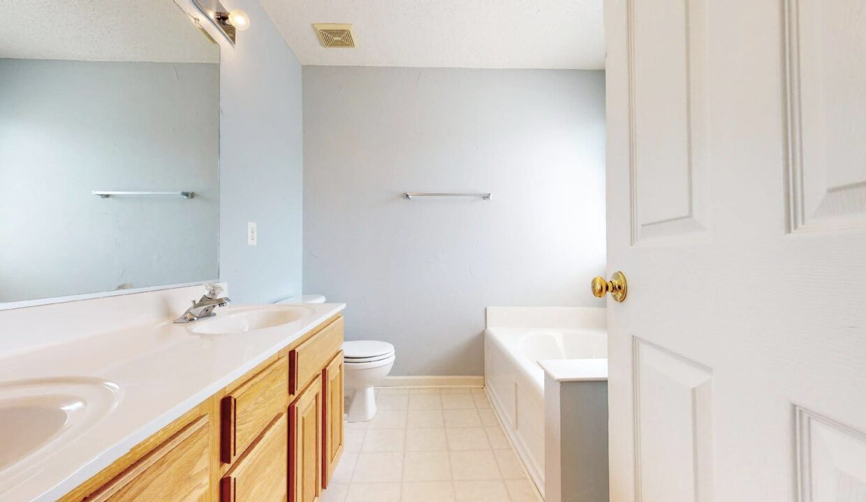 10831-Laurnet-Pl-Raleigh-NC-27614-14