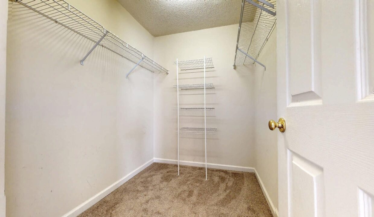 10831-Laurnet-Pl-Raleigh-NC-27614-16
