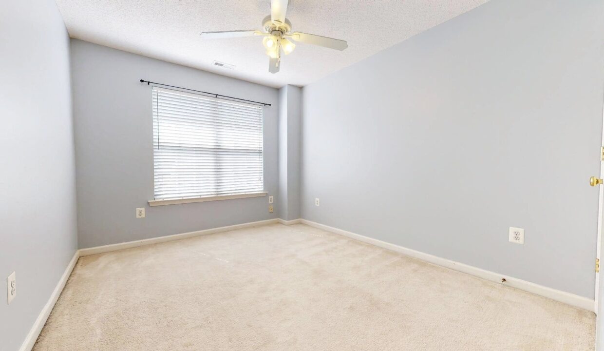 10831-Laurnet-Pl-Raleigh-NC-27614-17