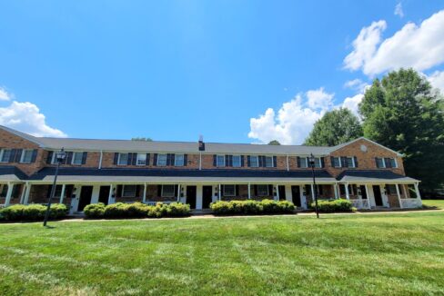 1336-Green-Oaks-Ln-E-Charlotte-NC-28205-10