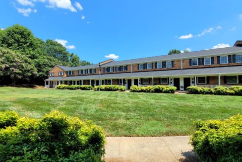 1336-Green-Oaks-Ln-E-Charlotte-NC-28205-16