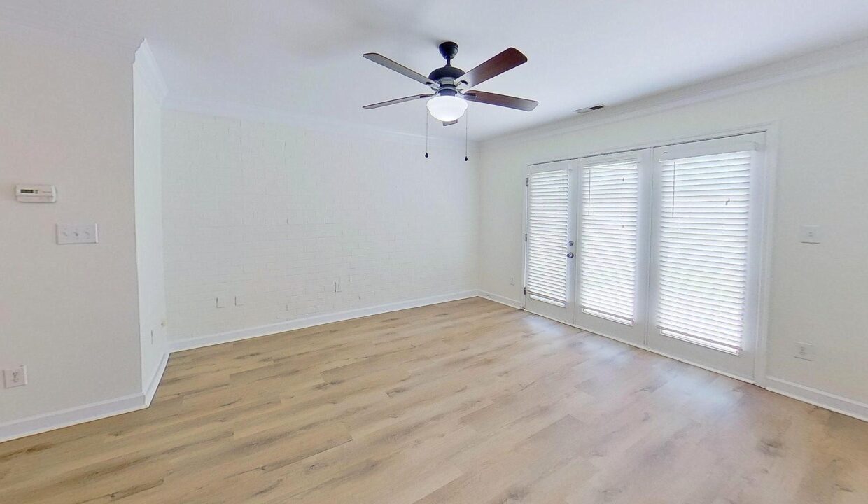 1336-Green-Oaks-Ln-E-Charlotte-NC-28205-21