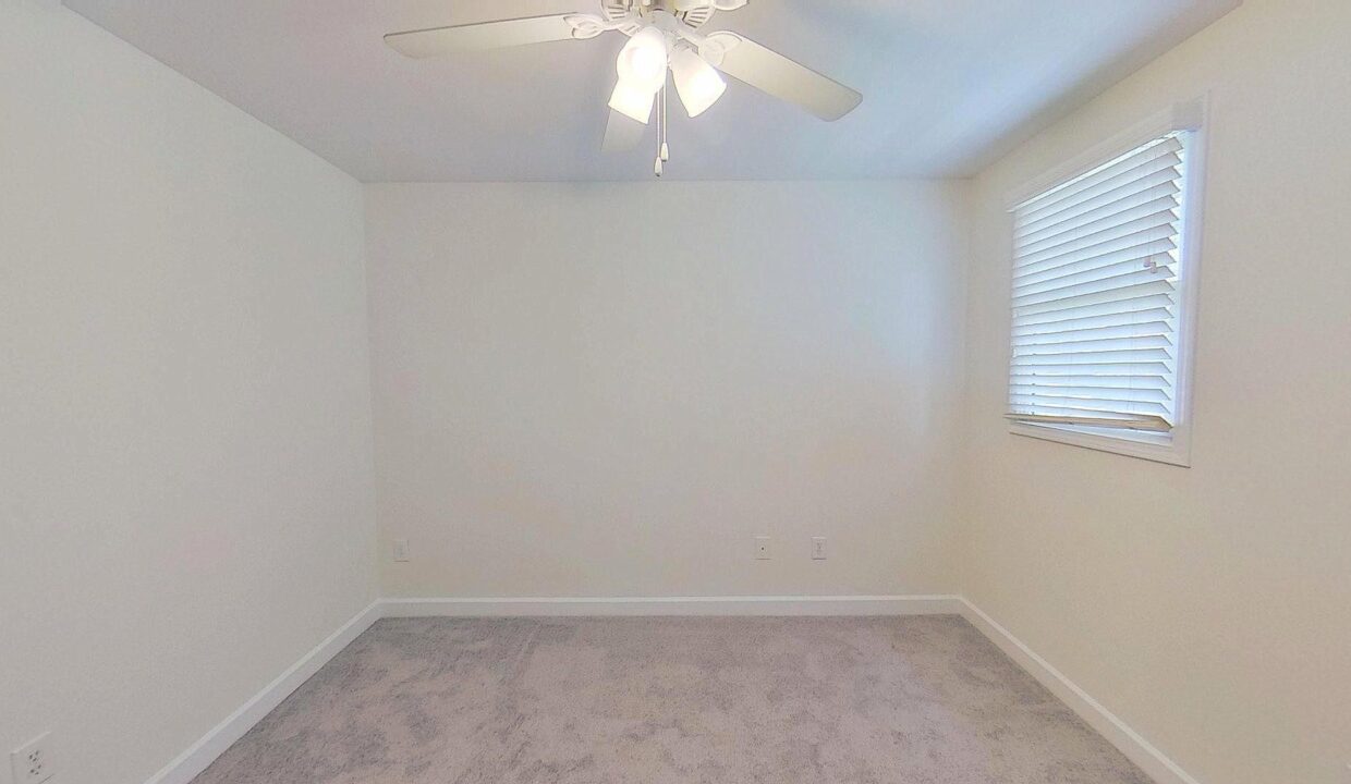 1336-Green-Oaks-Ln-E-Charlotte-NC-28205-22