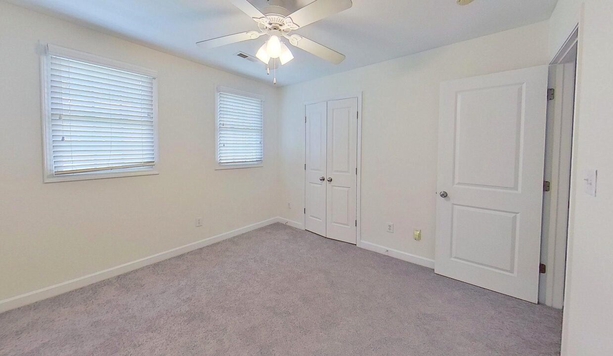 1336-Green-Oaks-Ln-E-Charlotte-NC-28205-24