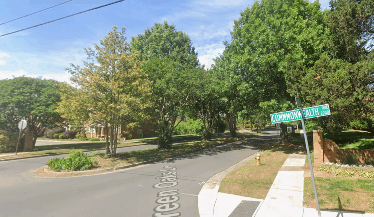 1336-Green-Oaks-Ln-E-Charlotte-NC-28205-29