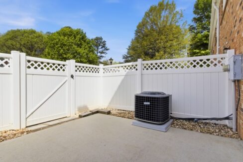 1336-Green-Oaks-Ln-E-Charlotte-NC-28205-30