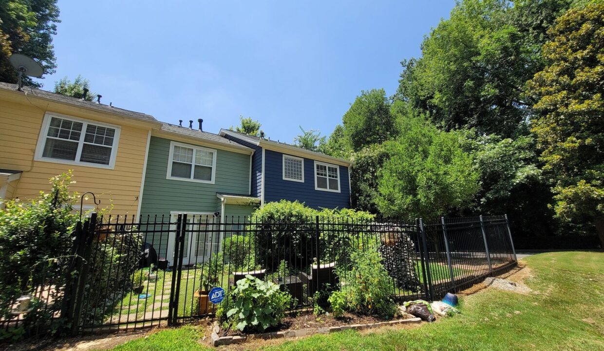 1628-Lela-Ave-Charlotte-NC-28208-26