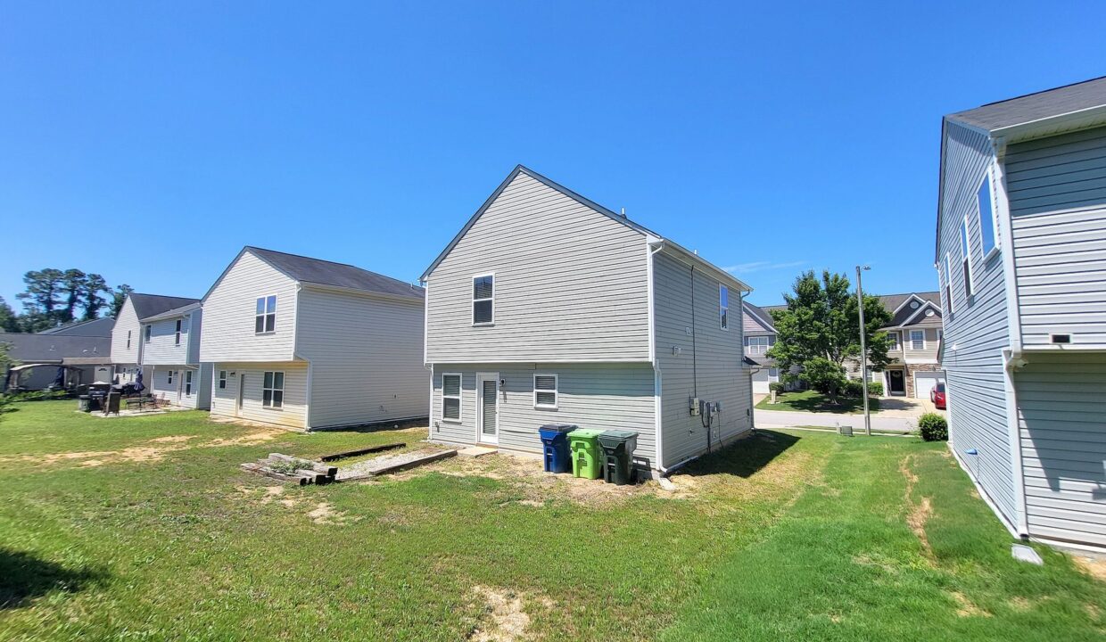 1637-Brownairs-Ln-Raleigh-NC-27610-10
