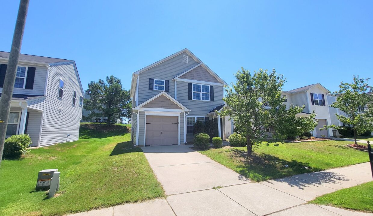 1637-Brownairs-Ln-Raleigh-NC-27610-22
