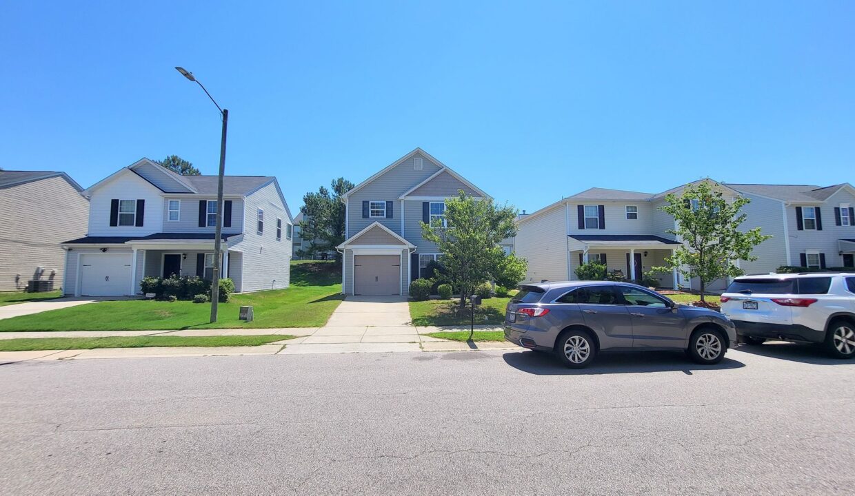 1637-Brownairs-Ln-Raleigh-NC-27610-31