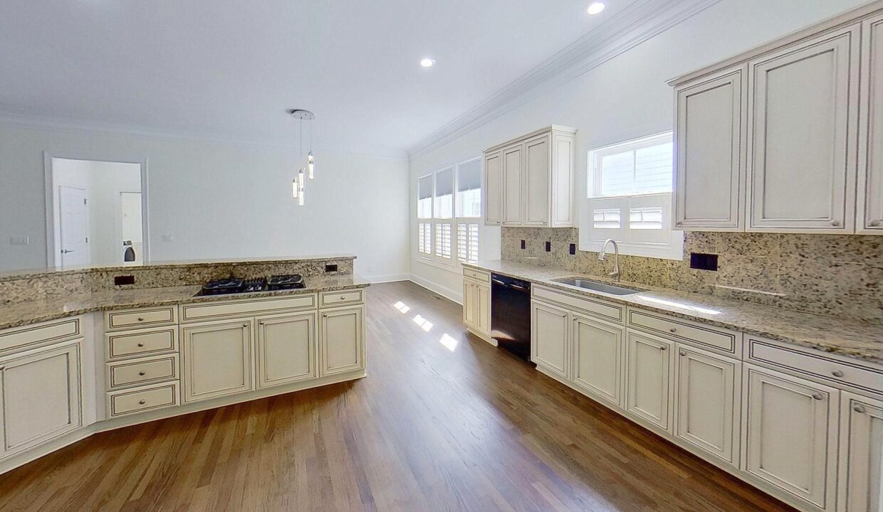 17011-Hedgerow-Park-Rd-Charlotte-NC-28277-10