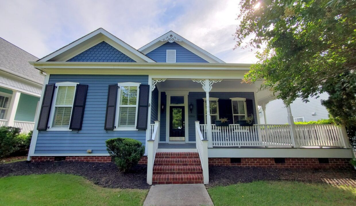 17011-Hedgerow-Park-Rd-Charlotte-NC-28277-18