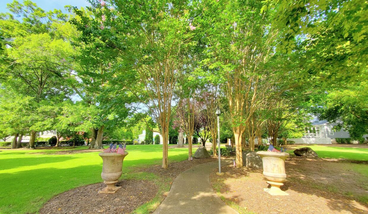 17011-Hedgerow-Park-Rd-Charlotte-NC-28277-20
