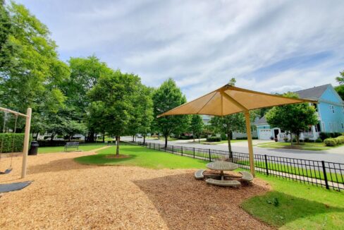 17011-Hedgerow-Park-Rd-Charlotte-NC-28277-22