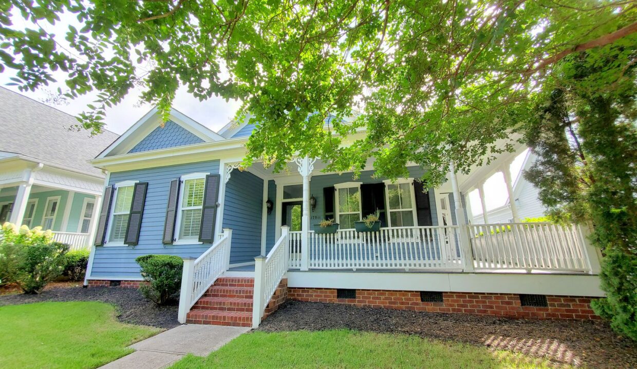 17011-Hedgerow-Park-Rd-Charlotte-NC-28277-23
