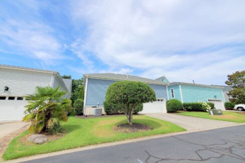 17011-Hedgerow-Park-Rd-Charlotte-NC-28277-25