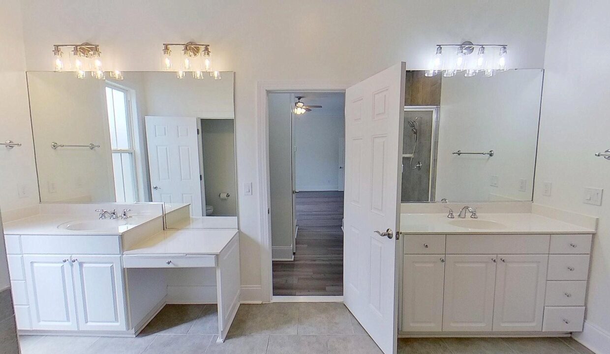 17011-Hedgerow-Park-Rd-Charlotte-NC-28277-28
