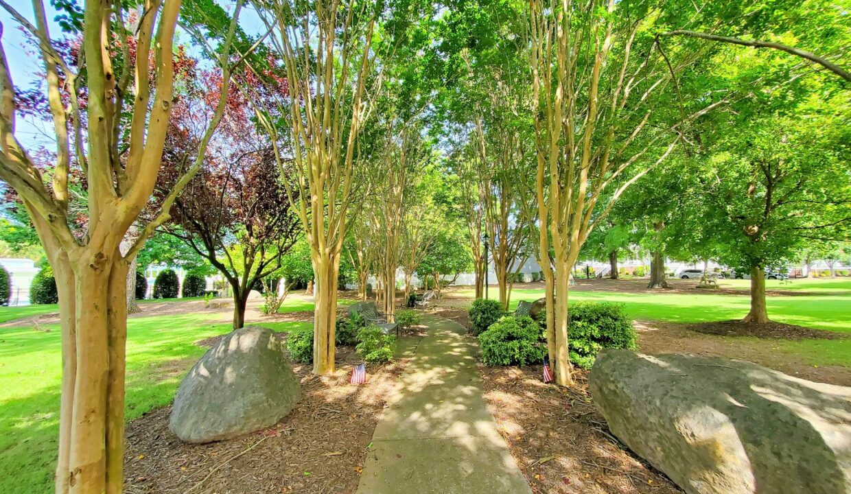 17011-Hedgerow-Park-Rd-Charlotte-NC-28277-37