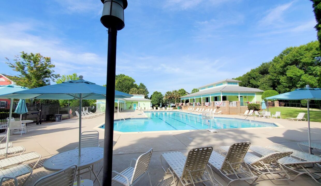 17011-Hedgerow-Park-Rd-Charlotte-NC-28277-41